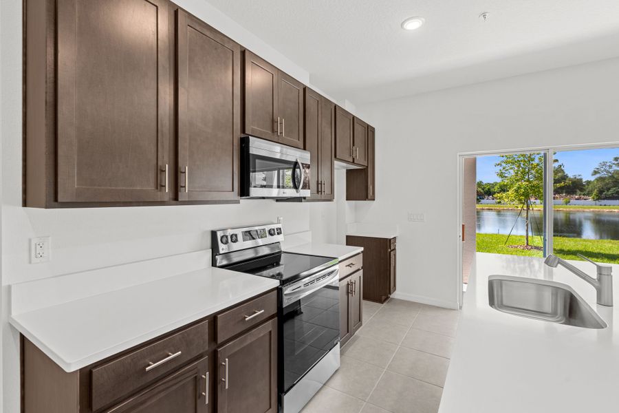 Furnished interior view inside a new home in Shenandoah Reserve, Orlando (Image 13).