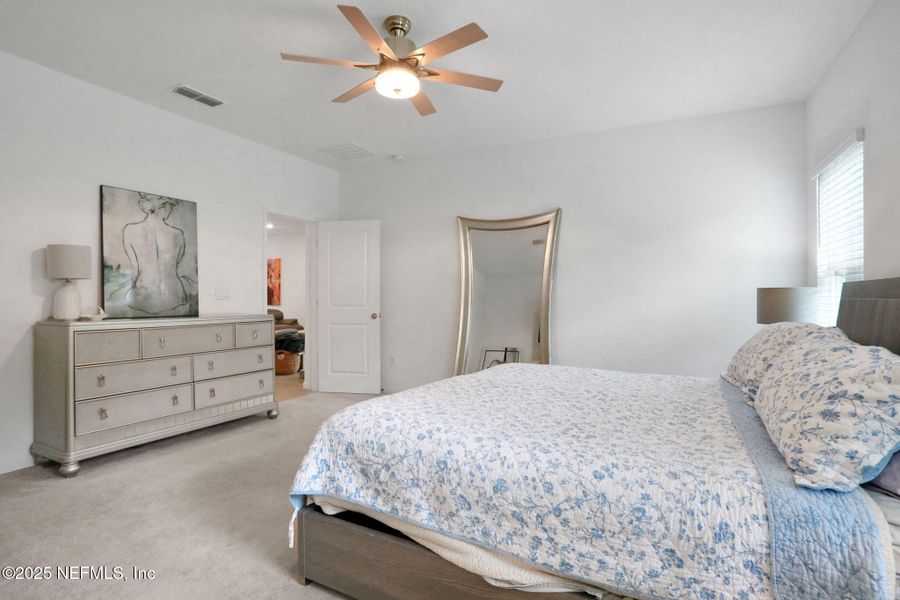 Furnished interior view inside a new home in , Yulee (Image 17).