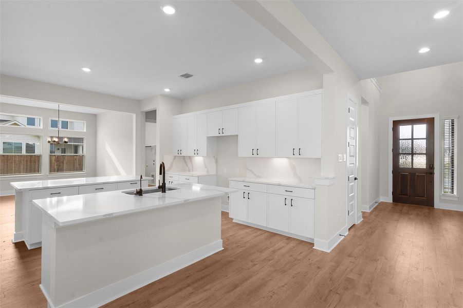REPRESENTATIVE OF FLOOR PLAN ONLY REPRESENTATIVE OF FLOOR PLAN ONLY