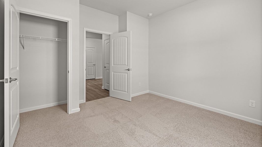 Representative unfurnished interior of a home built from the CALI by D.R. Horton in Fairhaven, Lithia Springs (Image 19).