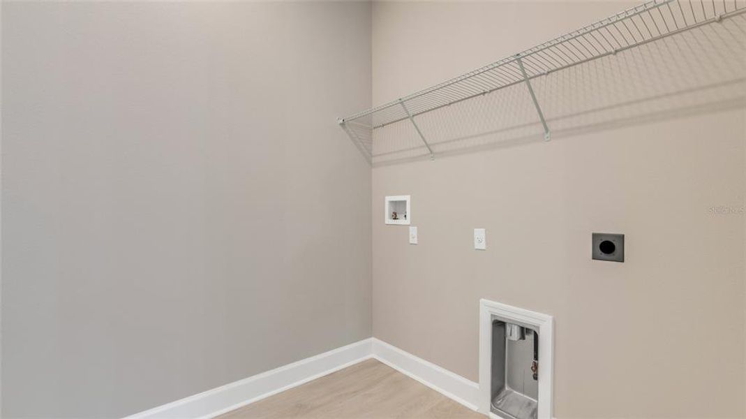 Spacious, unfurnished interior of a new home in Cresswind DeLand, Deland (Image 20).