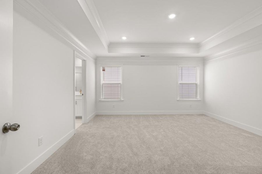 Spacious, unfurnished interior of a new home in Willow Creek, Watkinsville (Image 29).