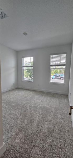 Spacious, unfurnished interior of a new home in , Winter Garden (Image 21).