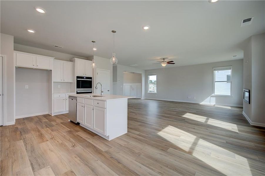 Spacious, unfurnished interior of a new home in Chapel Hill, Newnan (Image 7). Spacious, unfurnished interior of a new home in Chapel Hill, Newnan (Image 7).