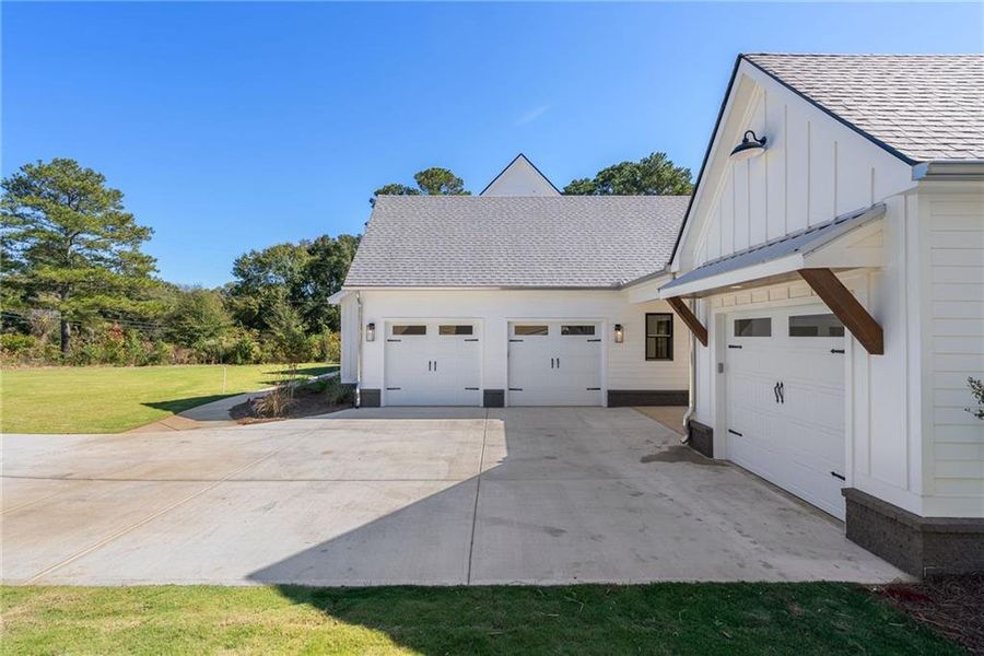 Exterior details and patio area of a home in , Woodstock (Image 38).