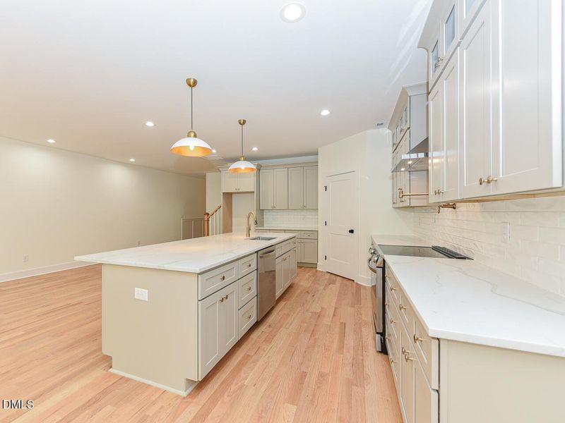 Interior - Kitchen3 - ok Interior - Kitchen3 - ok