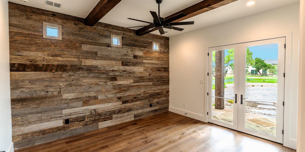 Spacious, unfurnished interior of a new home in , Fredericksburg (Image 20).