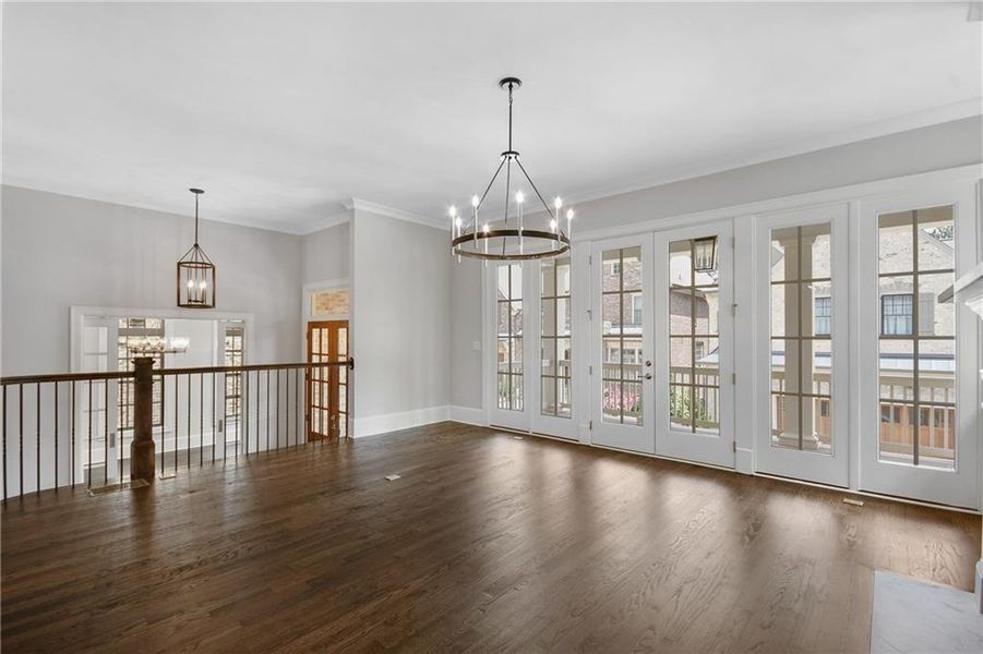 Spacious, unfurnished interior of a new home in Laurel View, Suwanee (Image 27).
