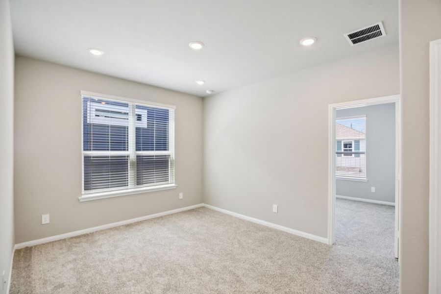 Spacious, unfurnished interior of a new home in Kemah Crossing - Luxe Series, Kemah (Image 22). Spacious, unfurnished interior of a new home in Kemah Crossing - Luxe Series, Kemah (Image 22).