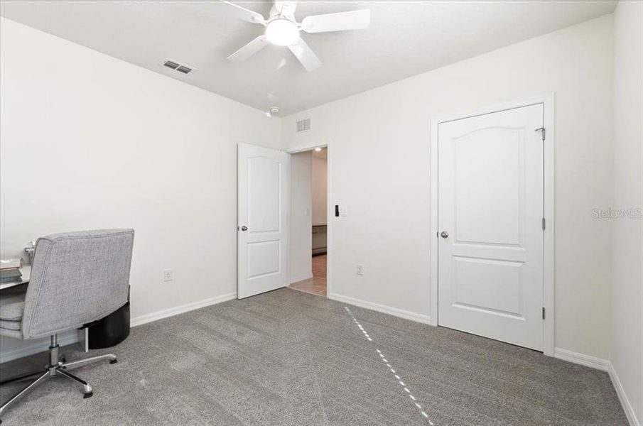 Spacious, unfurnished interior of a new home in , Lakeland (Image 17).