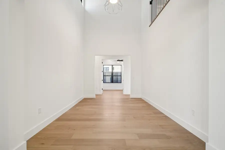 Spacious, unfurnished interior of a new home in Milky Way at River Place, Austin (Image 10).