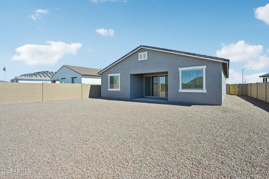 38-web-or-mls-77th Dr-S1403-038