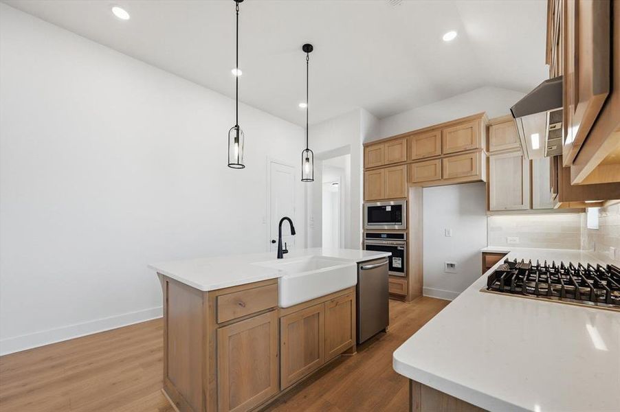 Furnished interior view inside a new home in Mantua Point, Van Alstyne (Image 9).
