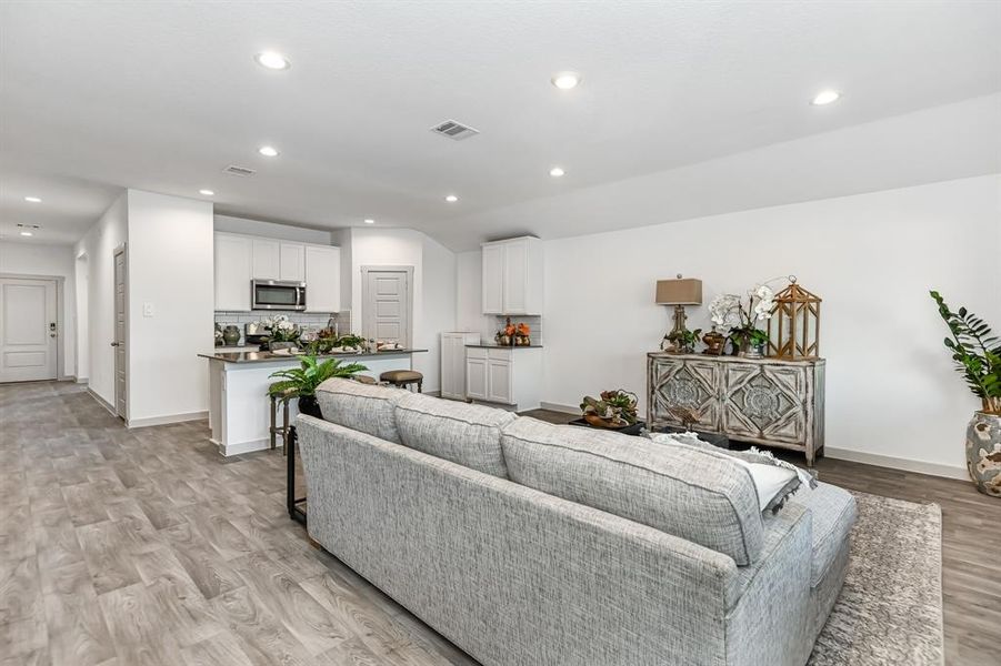 Image 7 of a home in Caldwell Ranch.