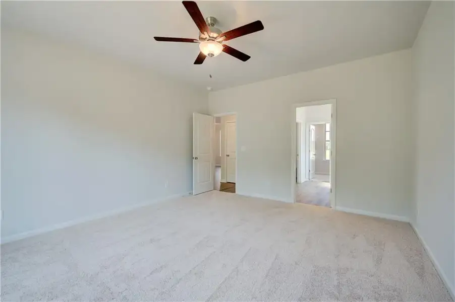 Spacious, unfurnished interior of a new home in Brighton, Locust Grove (Image 14).