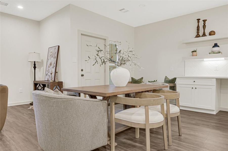 Open dining space ideal for everyday meals and entertaining. Open dining space ideal for everyday meals and entertaining.