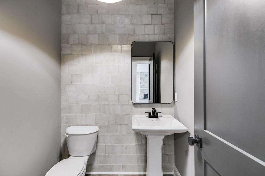 Furnished interior view inside a new home in The Meadows at Lake Circle, Buchanan (Image 12).