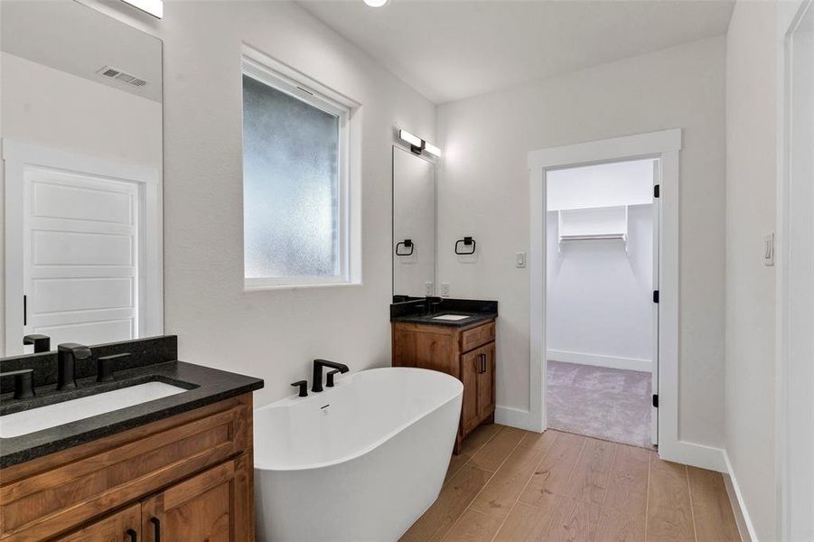 Furnished interior view inside a new home in , Granbury (Image 9).