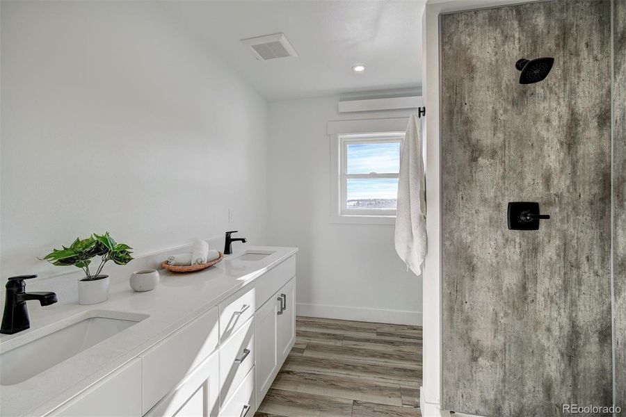 Torrey Model Home Photos. Same model home by same builder.