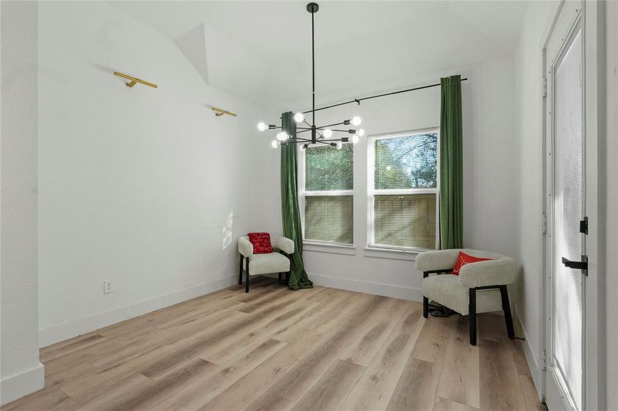 Furnished interior view inside a new home in , Dallas (Image 7).