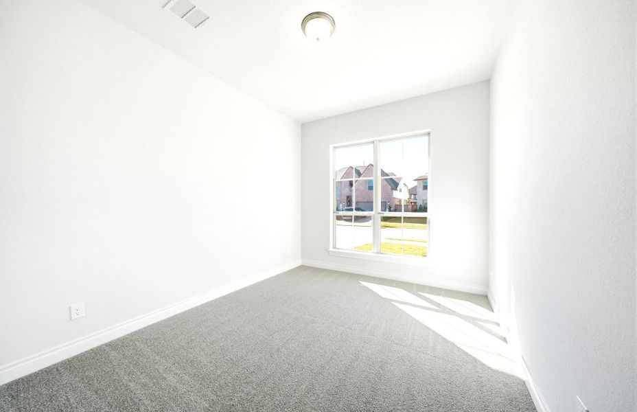 Spacious, unfurnished interior of a new home in Bridgeland 60′, Cypress (Image 31).