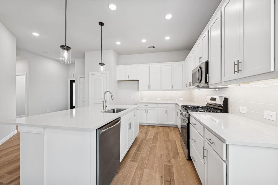 REPRESENTATIVE PHOTO - Photo does not represent actual home options and selection. Ask Sales consultant for specific selections.