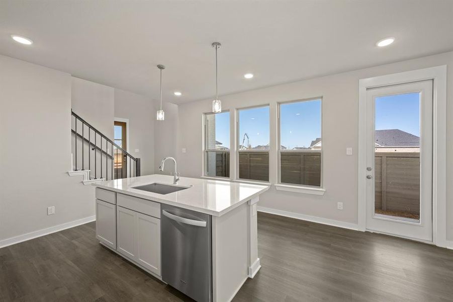 8620 Treeline- Kitchen-3