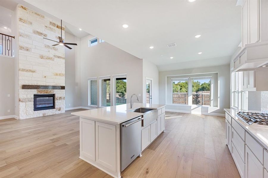 Furnished interior view inside a new home in Triple Diamond Ranch, Mansfield (Image 7).