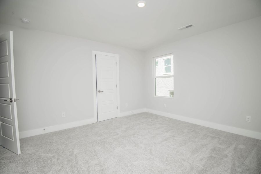 *Photo of example home. Selections and Finishes May Vary.* *Photo of example home. Selections and Finishes May Vary.*