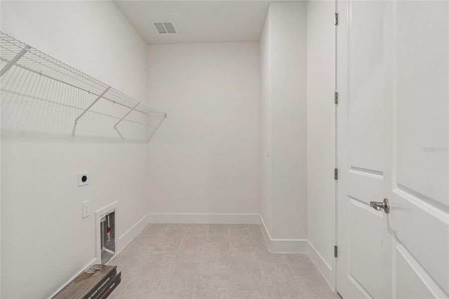 Spacious, unfurnished interior of a new home in Coasterra, Palmetto (Image 31).