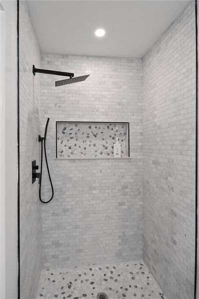 Image 40 of a home in .