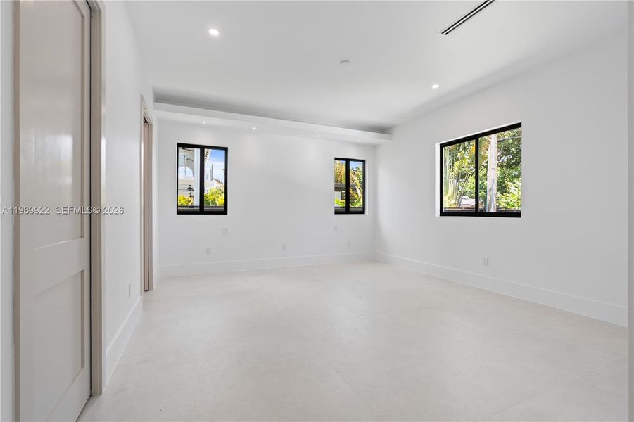 Spacious, unfurnished interior of a new home in , South Miami (Image 34).