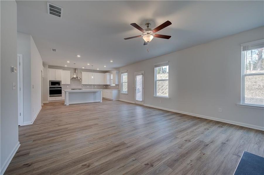 Spacious, unfurnished interior of a new home in Hamilton Lakes, Lawrenceville (Image 20). Spacious, unfurnished interior of a new home in Hamilton Lakes, Lawrenceville (Image 20).