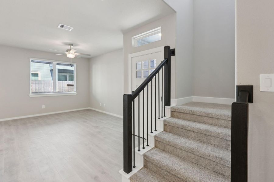 Spacious, unfurnished interior of a new home in Kemah Crossing - City Series, Kemah (Image 33). Spacious, unfurnished interior of a new home in Kemah Crossing - City Series, Kemah (Image 33).