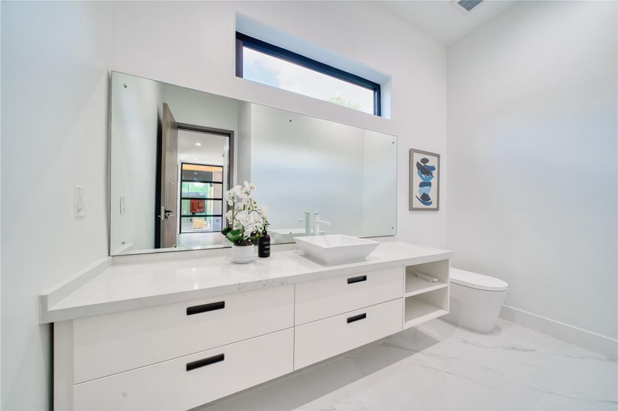 Furnished interior view inside a new home in , Houston (Image 20). Furnished interior view inside a new home in , Houston (Image 20).