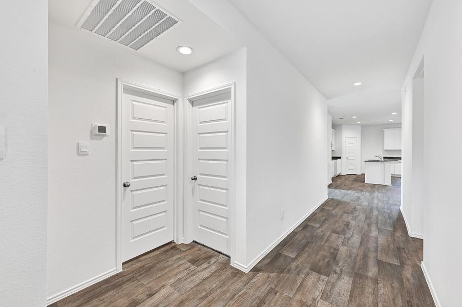 *Images and 3D tour is for illustration only and options may vary from home as built. *Images and 3D tour is for illustration only and options may vary from home as built.