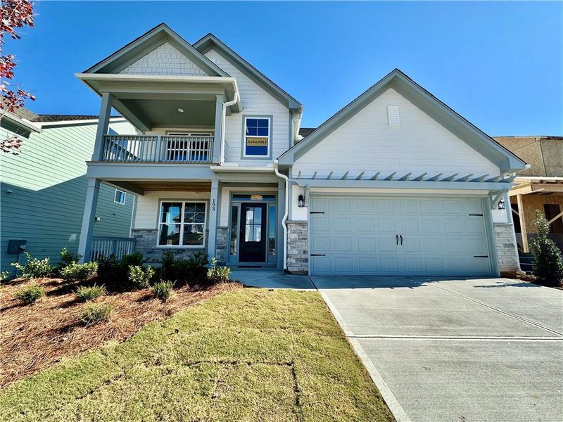 Exterior details and patio area of a home in Twin Lakes, Hoschton (Image 15).