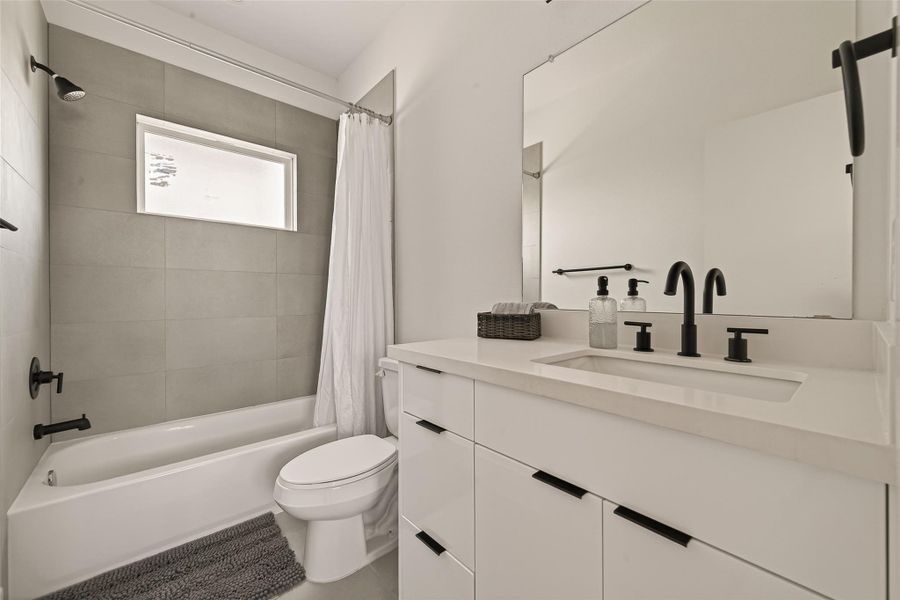 Furnished interior view inside a new home in , Houston (Image 24). Furnished interior view inside a new home in , Houston (Image 24).