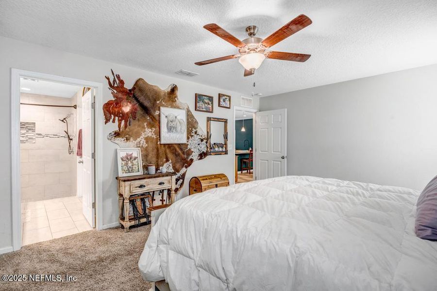 Furnished interior view inside a new home in , Jacksonville (Image 25).