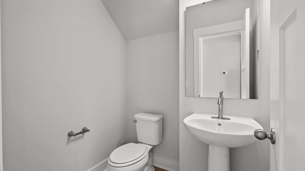 Furnished interior view inside a new home in Wells Crossing, Seneca (Image 7).