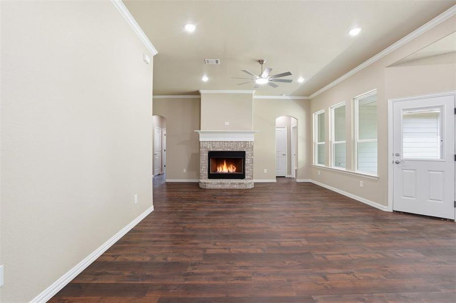 Spacious, unfurnished interior of a new home in , Cleburne (Image 15). Spacious, unfurnished interior of a new home in , Cleburne (Image 15).