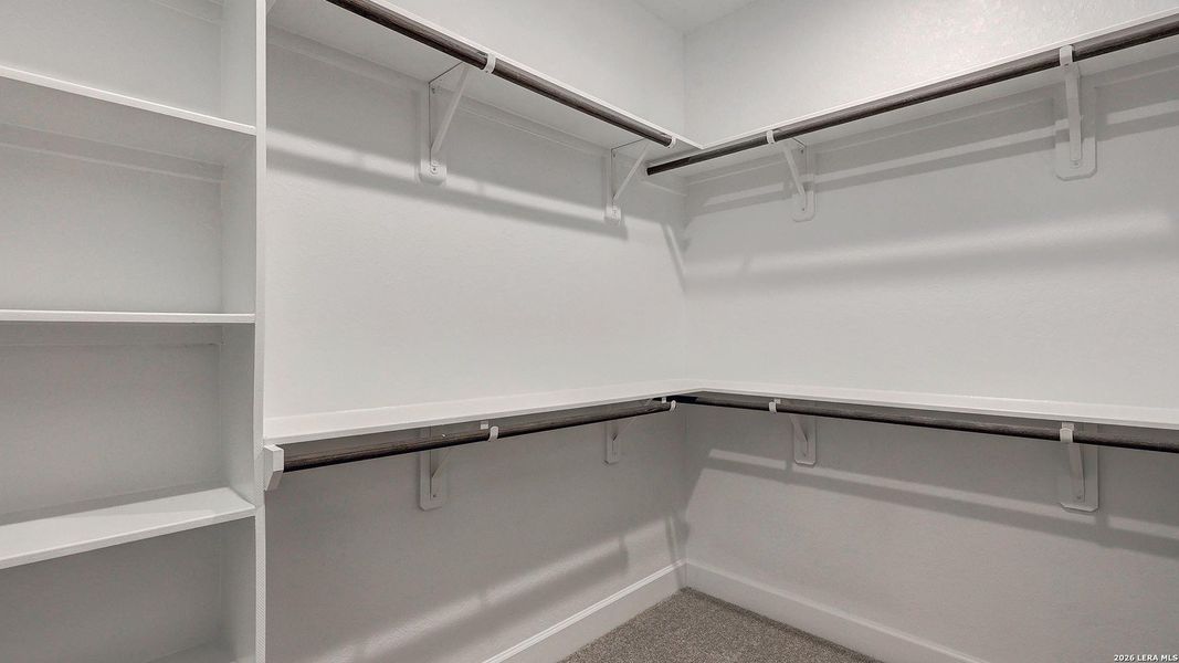 Spacious, unfurnished interior of a new home in Ladera, San Antonio (Image 20).