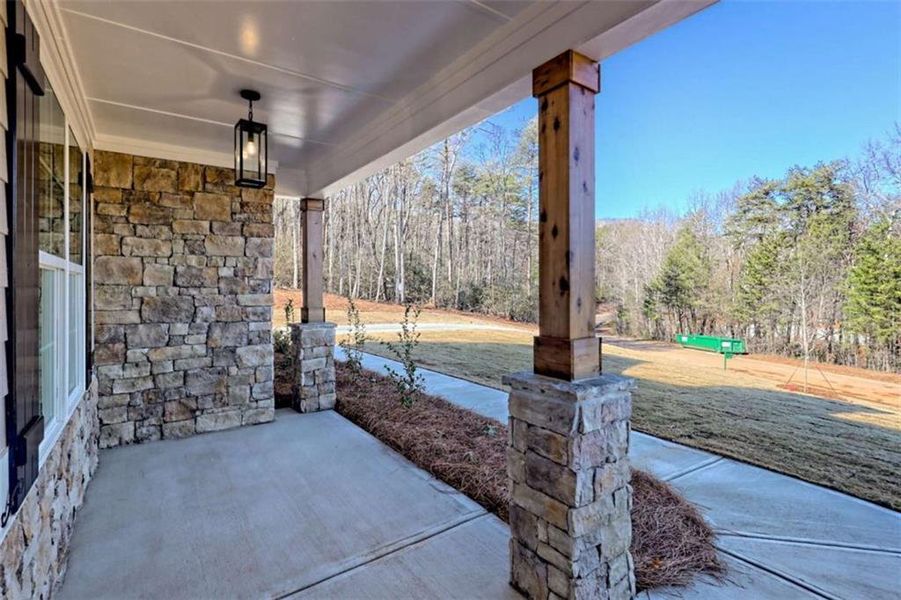 Exterior details and patio area of a home in , Clarkesville (Image 4).