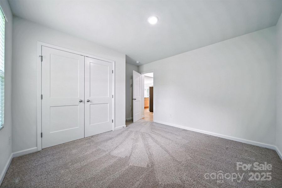 Spacious, unfurnished interior of a new home in , Hickory (Image 33).