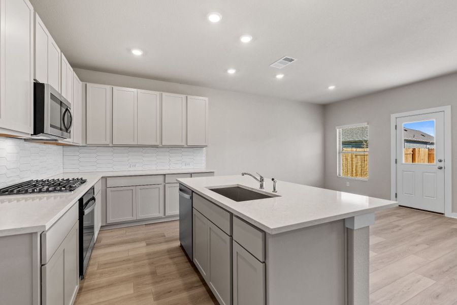 New Home in Cedar Creek, TX.  - Slide 13