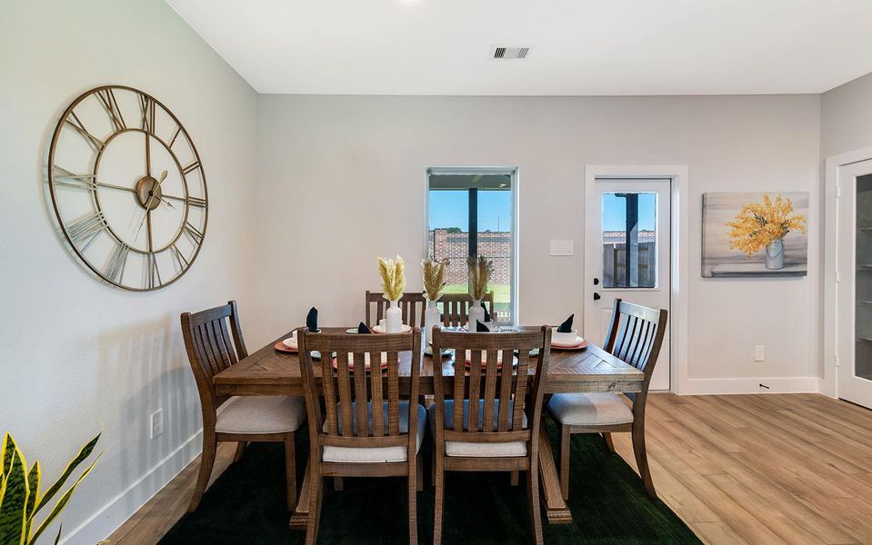Furnished interior view inside a new home in Grande Estates, Bertram (Image 16).