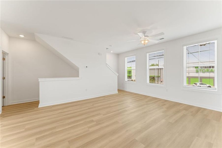 Spacious, unfurnished interior of a new home in Array, Atlanta (Image 17).