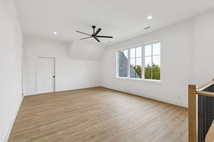Spacious, unfurnished interior of a new home in , Midlothian (Image 22).