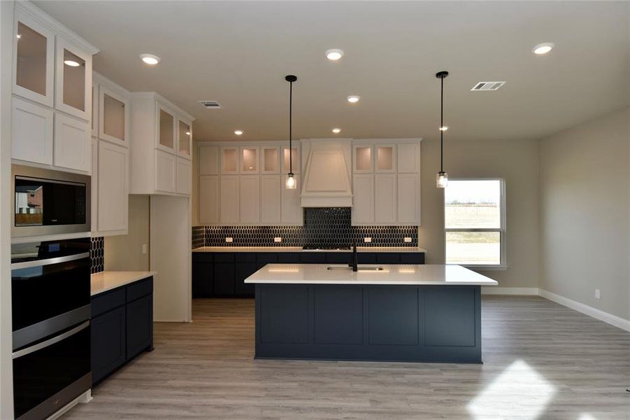 Furnished interior view inside a new home in , Prosper (Image 7).