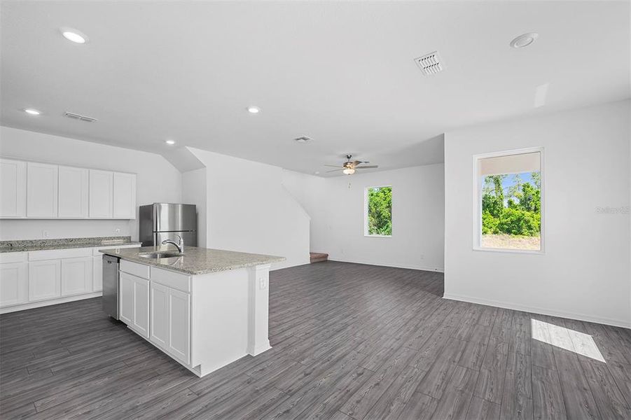 Image 18 of a home in .